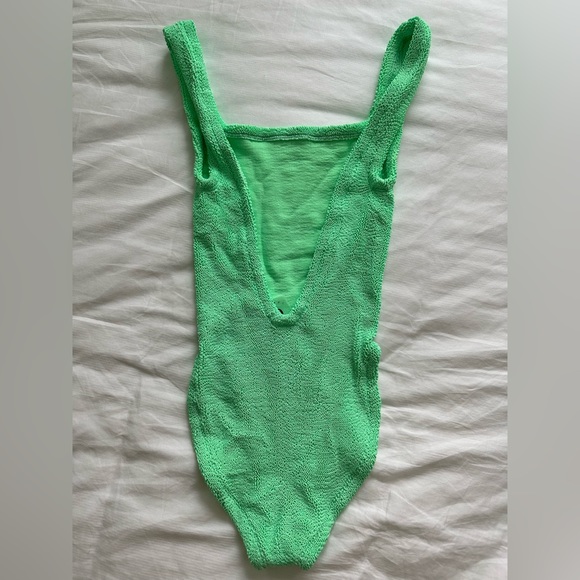 Hunza G Square Neck One-Piece - Lime 💚 - Picture 4 of 7